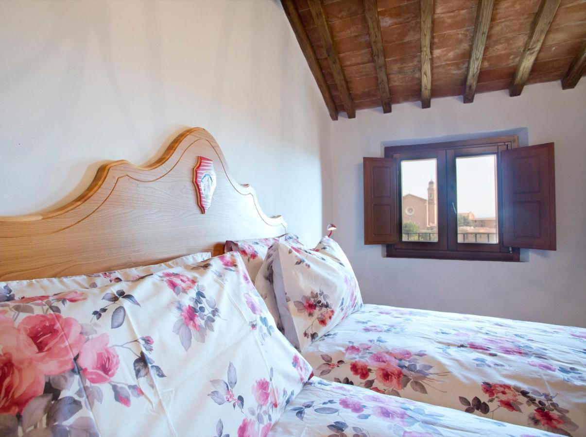 Residenza D'Epoca Palazzo Piccolomini Apartment Siena Exterior photo