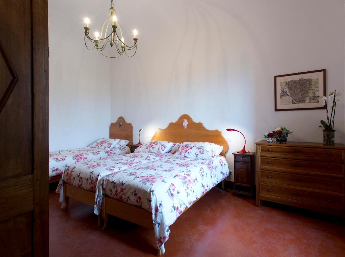 Residenza D'Epoca Palazzo Piccolomini Apartment Siena Exterior photo